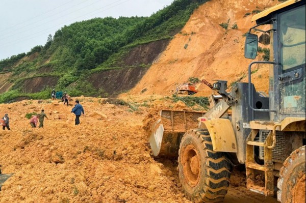 Bộ Xây dựng yêu cầu khẩn trương khắc phục hậu quả thiên tai, phục vụ nhu cầu Tết của Nhân dân